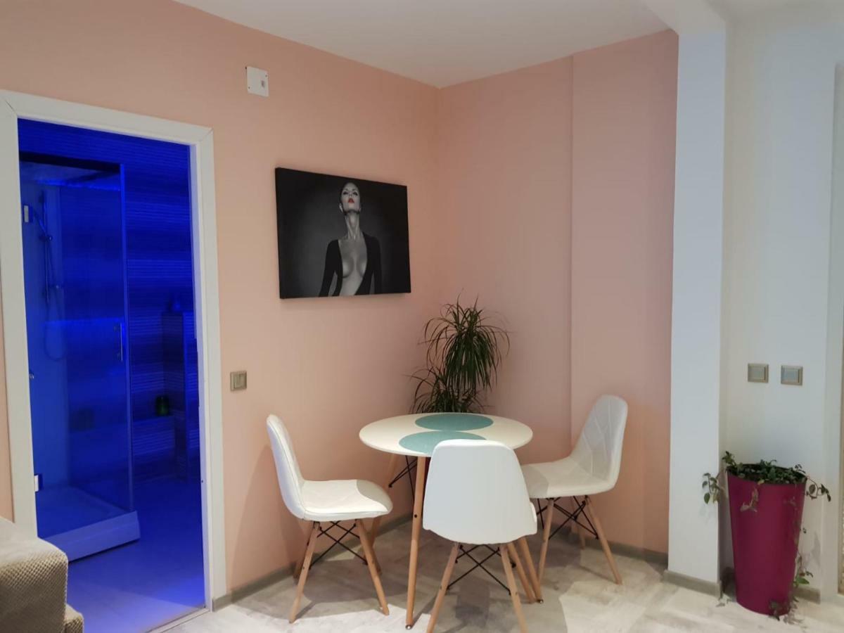 Art Boutique Central Târgu Jiu المظهر الخارجي الصورة