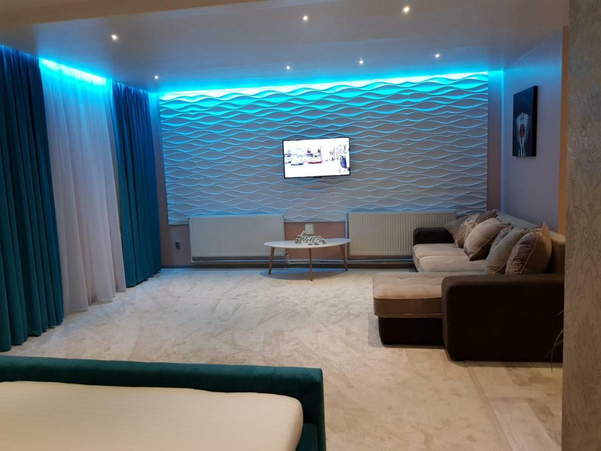 Art Boutique Central Târgu Jiu المظهر الخارجي الصورة