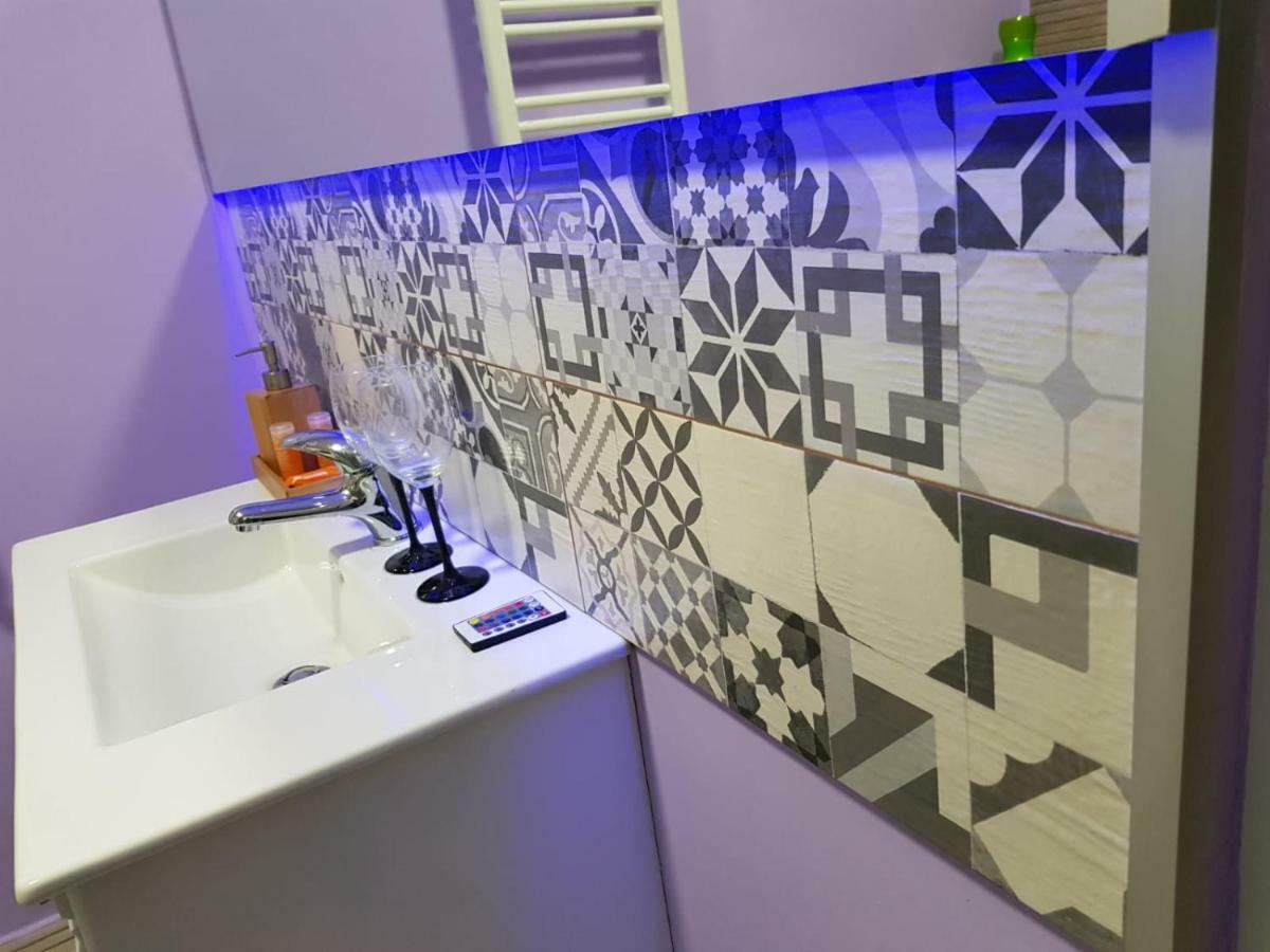 Art Boutique Central Târgu Jiu المظهر الخارجي الصورة